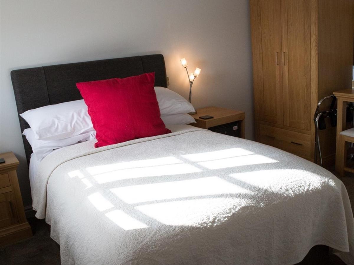The At Inn 5*